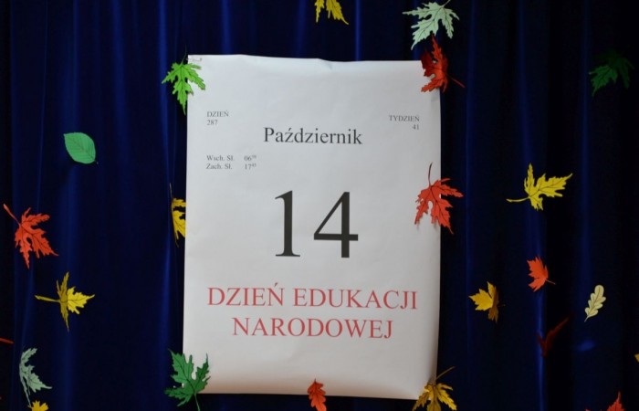 Plakat w formie kartki z kalendarza z napisem 14 października 2021 Dzień Edukcji Narodowej